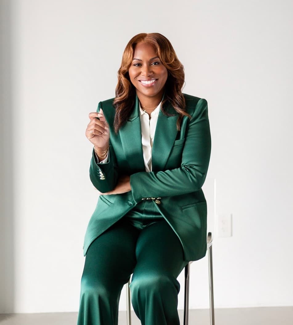 Portrait of Lisa M. Wilkinson, Co-Founder and President of HRRF.